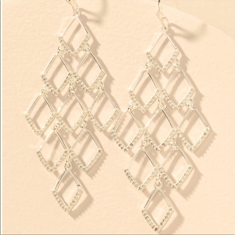 Stella and Dot Somerville Earrings